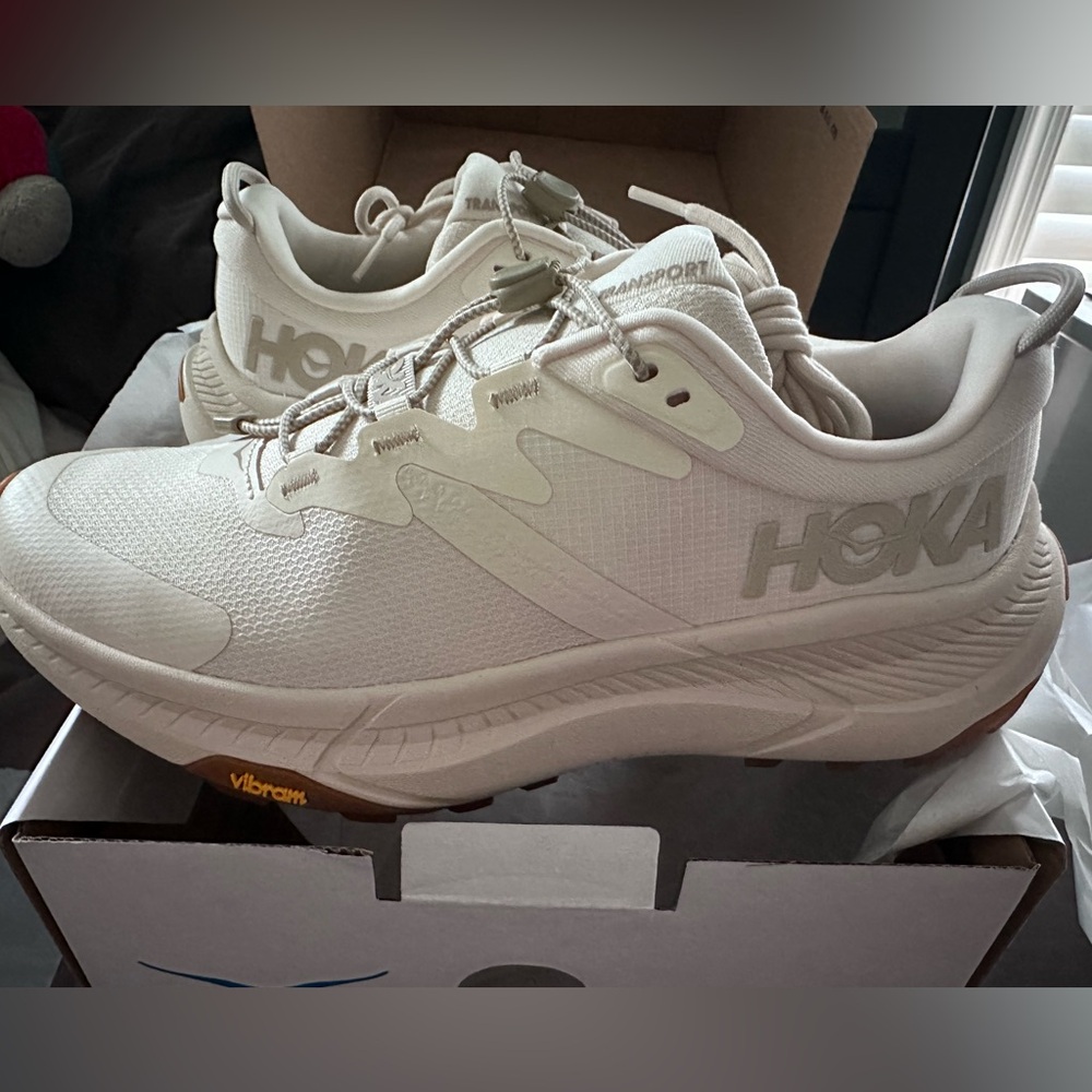 Women’s Hoka size 8
